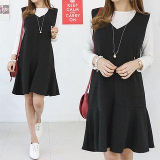 V-neck Ruffle-hem Jumper Dress