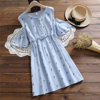 Elbow-sleeve Cold Shoulder Carrot Patterned A-line Dress