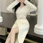 Long-sleeve V-neck Plain Cropped Sweater / High-waist Knit Skirt