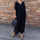 Elbow-sleeve V-neck Maxi Linen Dress