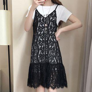 Set: Lettering Short-sleeve T-shirt + Lace Spaghetti Strap Dress