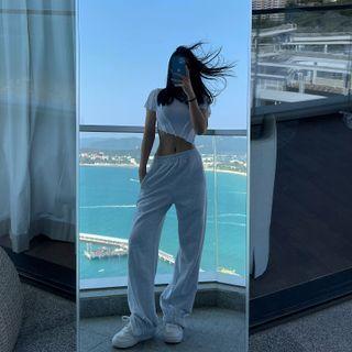 Crewneck Plain Striped Cropped Top