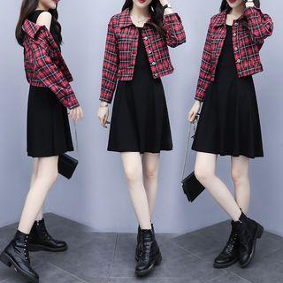 Set: Sleeveless Plain Dress + Plaid Cropped Button Jacket