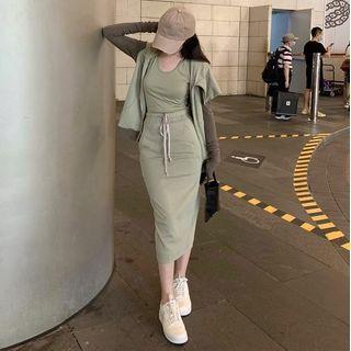 Zip Hoodie / Tank Top / Midi Pencil Skirt