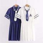 Short-sleeve Hook Embroidered A-line Dress
