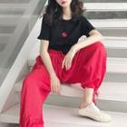 Short-sleeve T-shirt / Harem Pants