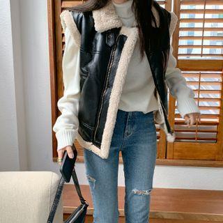 Sleeveless Faux-shearling Jacket