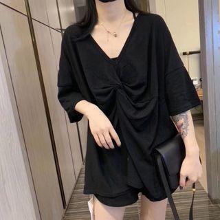Elbow-sleeve Twist V-neck T-shirt