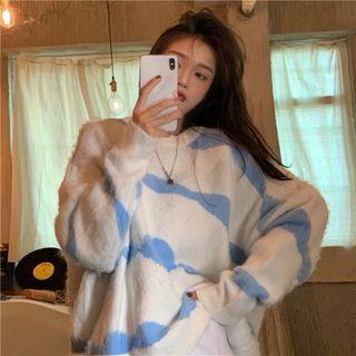 Patterned Sweatshirt / T-shirt