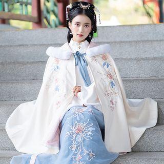 Hooded Hanfu Cape
