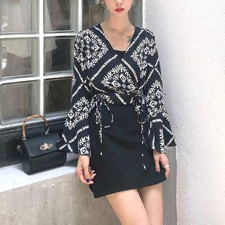 Pattern V-neck Bell-sleeve Top