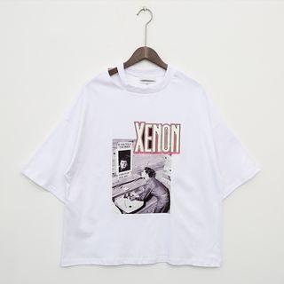 Short-sleeve Printed Cutout T-shirt