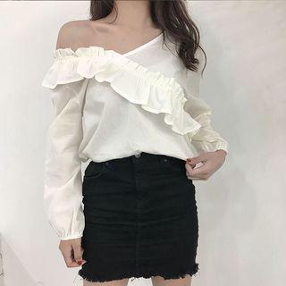 Ruffles Trim Long-sleeve Blouse