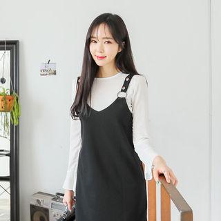 Set: Sleeveless Dress + Ruffle-cuff T-shirt