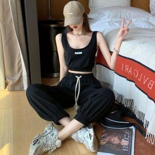 Lettering Cropped Tank Top / Cropped Harem Pants