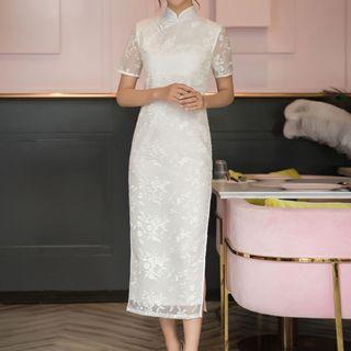 Short-sleeve Side-slit Lace Cheongsam