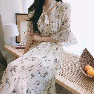 Bell Sleeve Floral Print V-neck Chiffon Dress