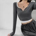 Mock Two-piece V-neck Crop T-shirt