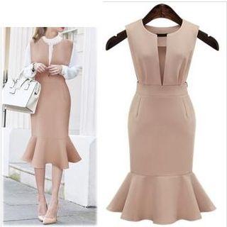 Plain Ruffle Hem Midi Sleeveless Dress