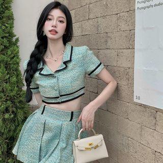 Short-sleeve Open-collar Crop Shirt / Mini A-line Skirt
