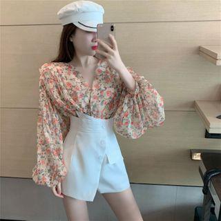 Floral Print Lantern-sleeve Blouse / High-waist Shorts