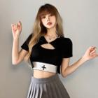 Set: Short-sleeve Front-slit Cropped T-shirt + Star Print Cropped Camisole Top