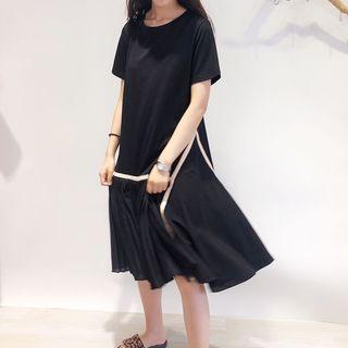 Short-sleeve Ruffle Hem Plain Dress Black - One Size