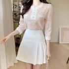 Contrast-trim Lace Top