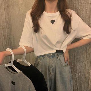Heart Printed Short-sleeve Cropped Top