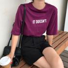 Short-sleeve Lettering T-shirt / High-waist Shorts