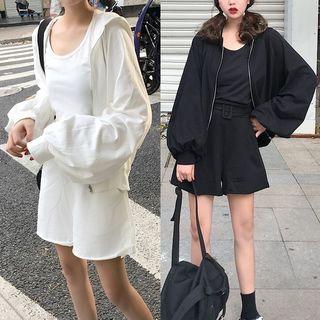 Set: Tank Top + Shorts + Jacket