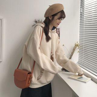 Embroidery Trim Hooded Sweatshirt