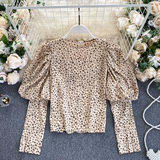 Round-neck Puff-sleeve Floral Top