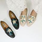 Embroidery Chain-accent Flats