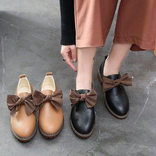 Low-heel Bow-accent Shoes