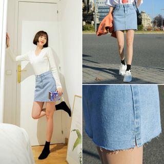 Slit-side Distressed Denim Miniskirt