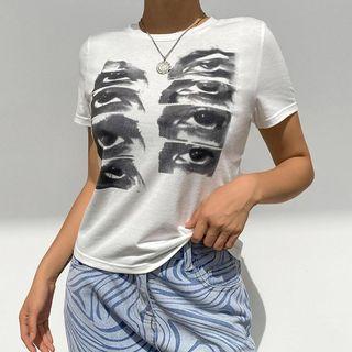 Eye Print Cropped T-shirt