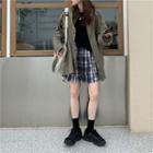 Plain Long-sleeve T-shirt / Shirt / Plaid Skirt