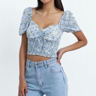 Short Sleeve Square-neck Floral Print Cropped Top