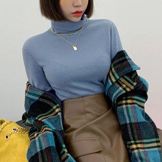 Turtle-neck Colored Fleece Top