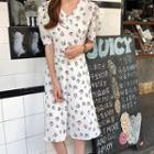 Short Sleeve Pattern V-neck Dress