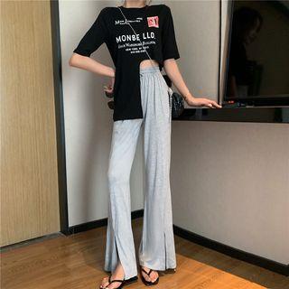 Asymmetric Printed T-shirt / Slited Wide-leg Pants