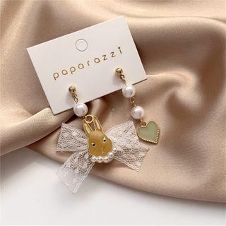 Non-matching Bow Rabbit Dangle Earring