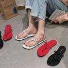 Knot Flip-flops