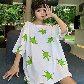 3/4-sleeve Leaf-pattern T-shirt