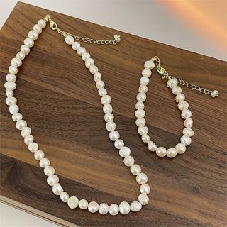 Freshwater Pearl Necklace / Bracelet