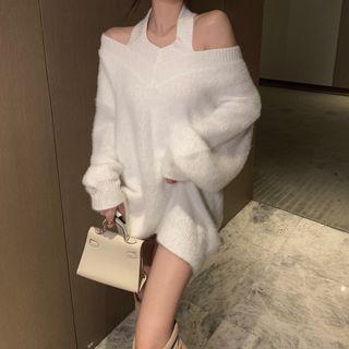 Halter Off-shoulder Sweater White - One Size