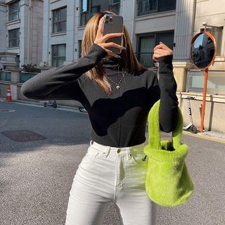 Turtle-neck Pintuck Napped Top