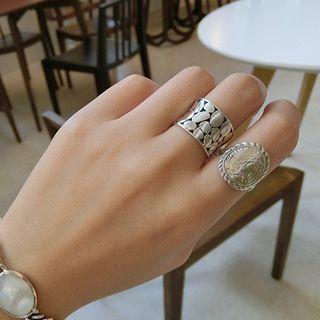 Wide Open Ring J904 - One Size