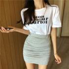 Lettering Short-sleeve T-shirt / High Waist Pencil Skirt